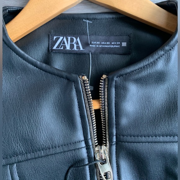 HP ✨NWOT 🖤 Zara Double Zippered Faux Leather Jacket - Picture 3 of 12